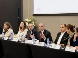 мерки за осигуряване на работници от чужбина