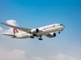 Boeing 787 Dreamliner полет София Доха