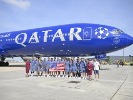 Qatar Airways Пари Сен Жермен UEFA самолет