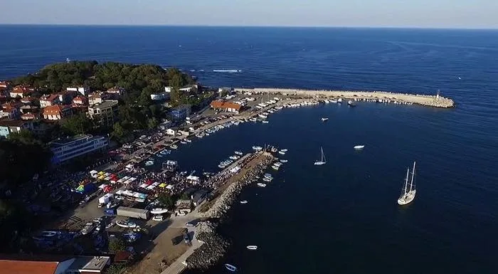 модернизация на рибарско пристанище Царево