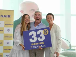 Ryanair Тирана база