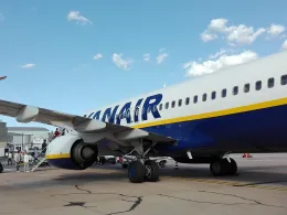 Ryanair закъснения полети Атина