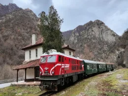 Родопската теснолинейка есенен влаков маршрут