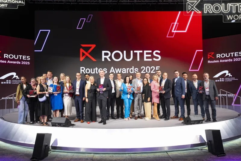 Летище Атина Routes World 2025