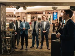 СОФ Кънект и LOT Polish Airlines