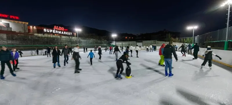 Ледена пързалка Банско